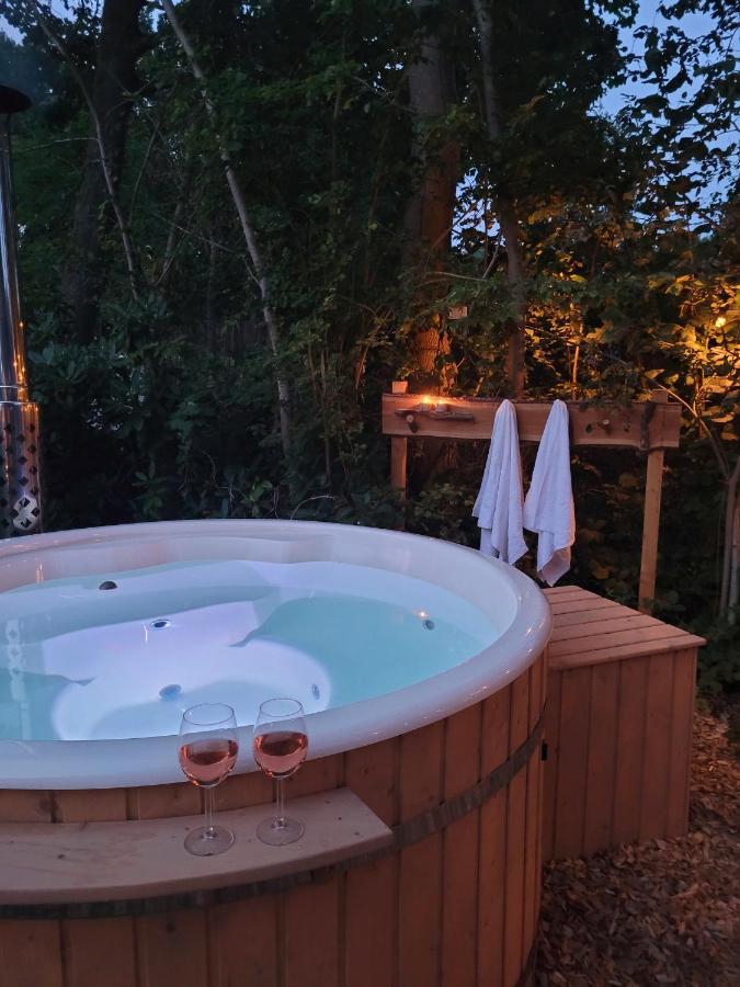 Green Hills Wellness No 2 met hottub en sauna Ewijk Exterior foto